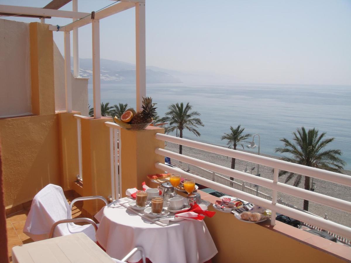 Hostal Costa Sol Castell de Ferro Dış mekan fotoğraf